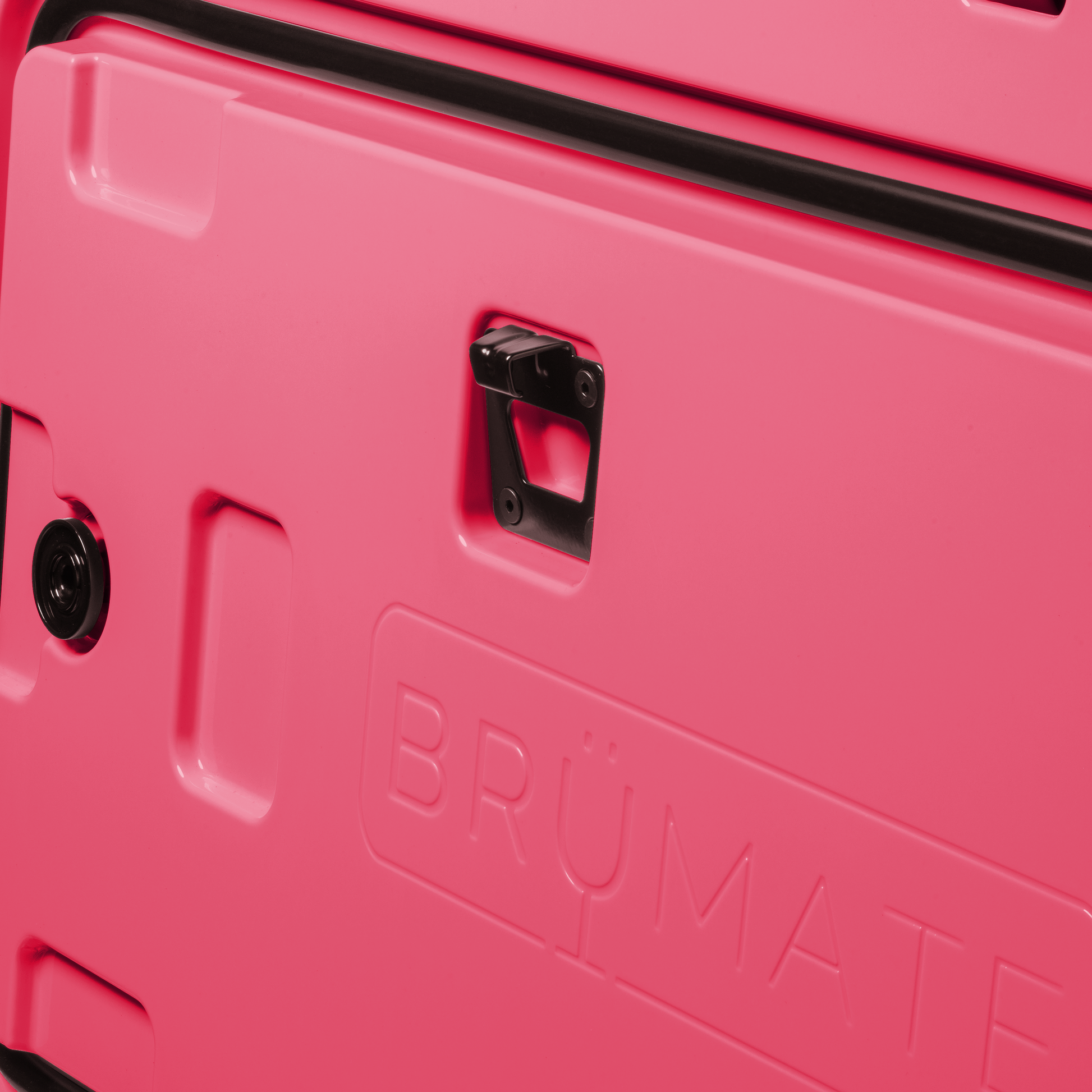 brutank-b7 brutank-55qt-neonpink-bottle-opener.png